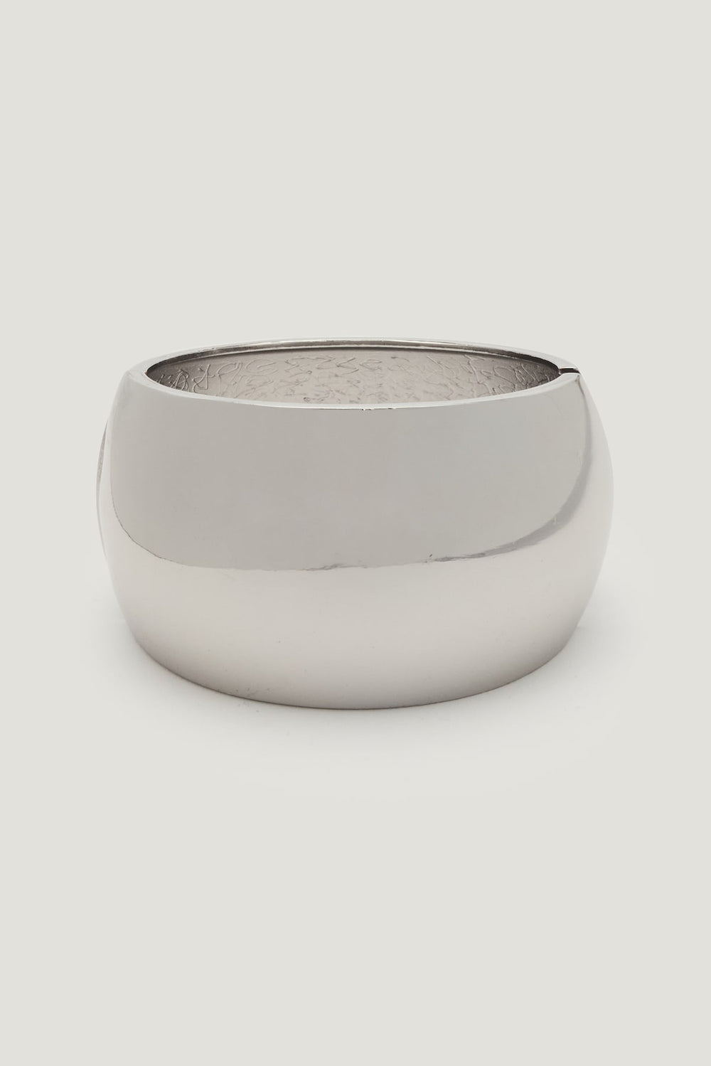 Dynamite Outlets | Oversized Chunky Snap Bangle Bracelet Gray
