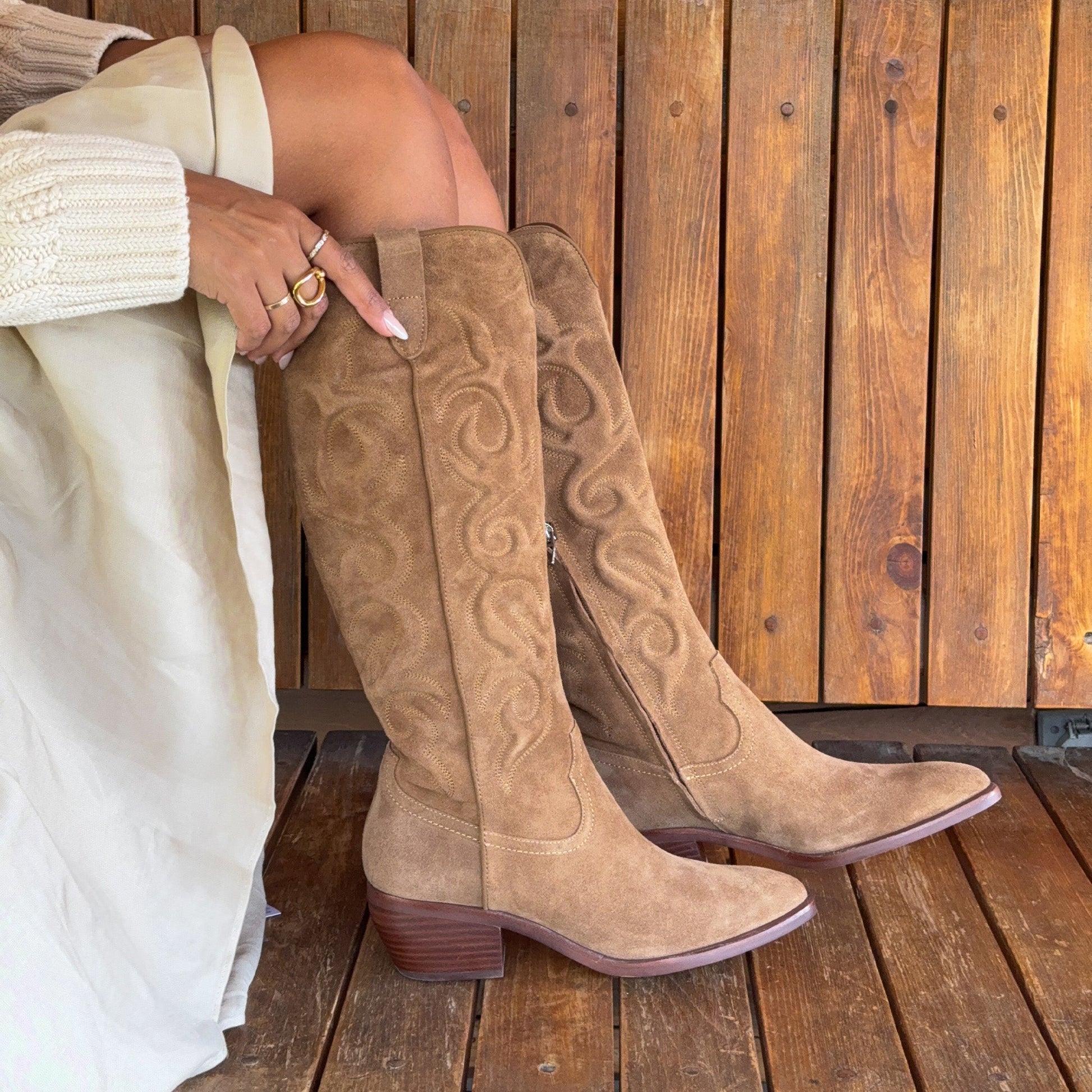 Dolce Vita Mirla Lt Brown Suede Boots