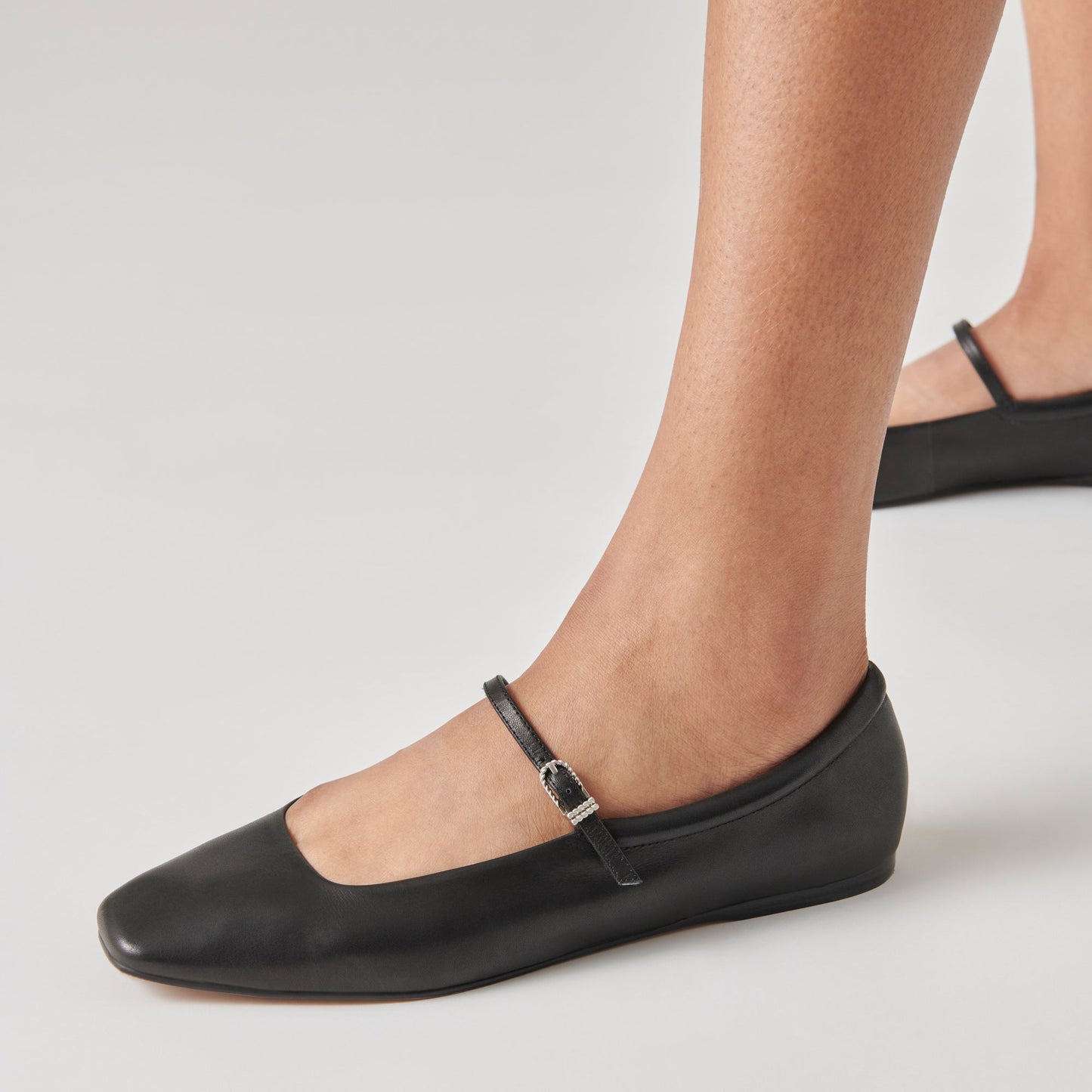 Dolce Vita Reyes Black Leather Ballet Flats