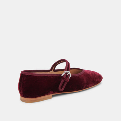 Dolce Vita ROSLYN BALLET FLATS WINE VELVET