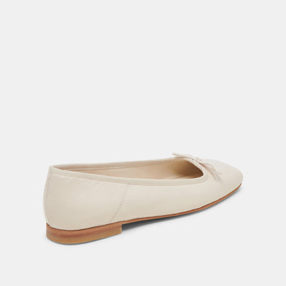 Dolce Vita Anisa Ballet Flats CREME CRINKLE PATENT
