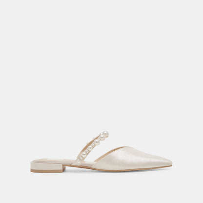 Dolce Vita KANIKA PEARL FLATS VANILLA PEARLS