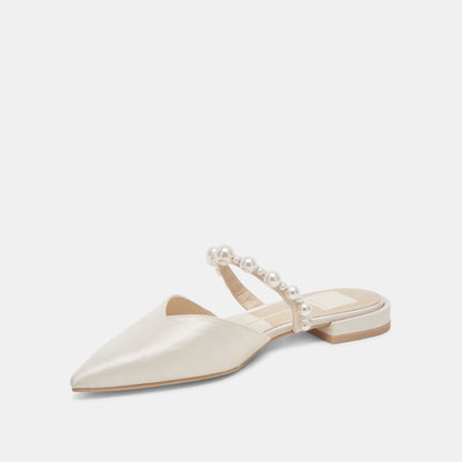 Dolce Vita KANIKA PEARL FLATS VANILLA PEARLS