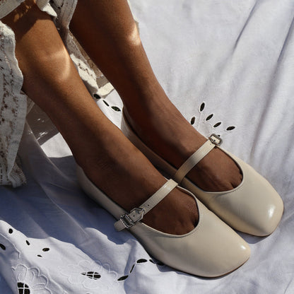 Dolce Vita Alizza Creme Crinkle Patent Ballet Flats