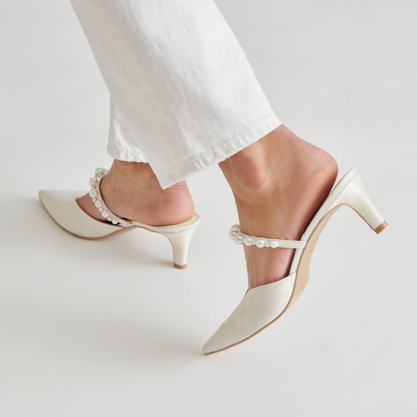 Dolce Vita Kanika Pearl Mid Vanilla Pearl Heels