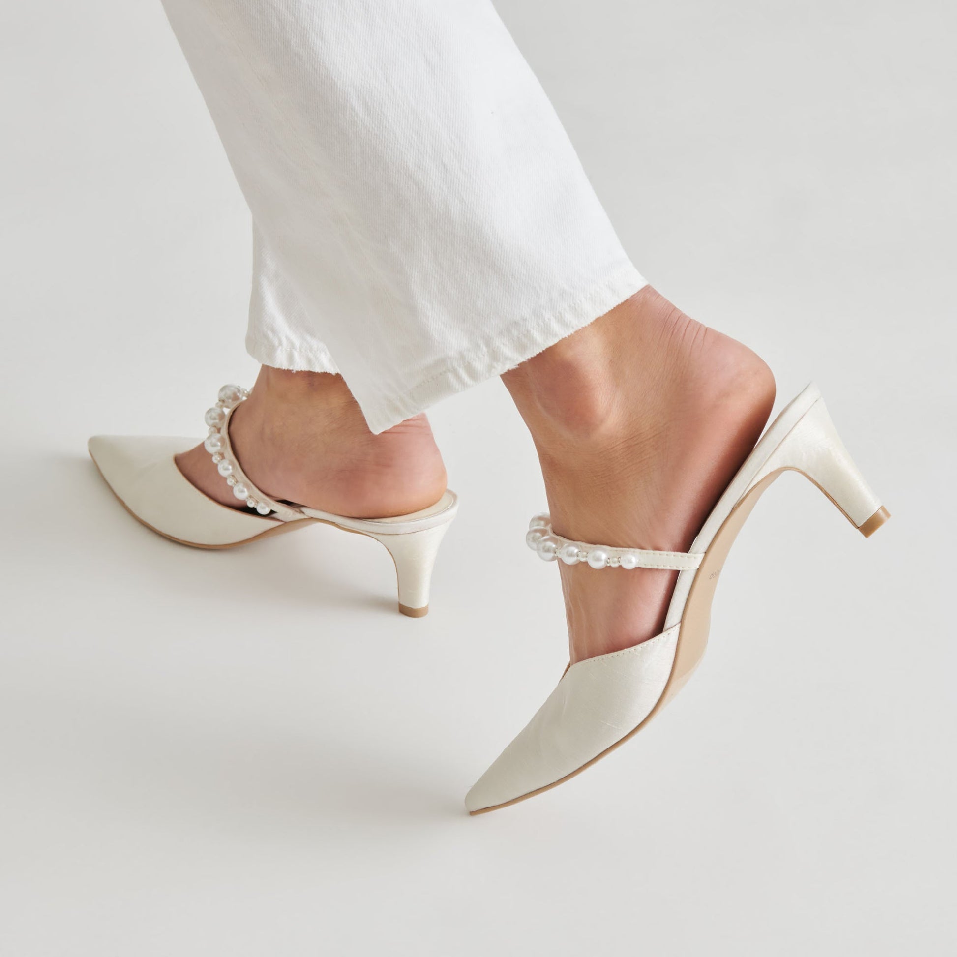 Dolce Vita Kanika Pearl Mid Vanilla Pearl Heels