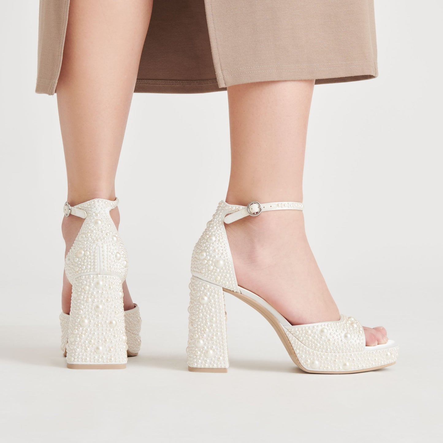 Dolce Vita PANDRO PEARL HEELS TRUE WHITE SATIN