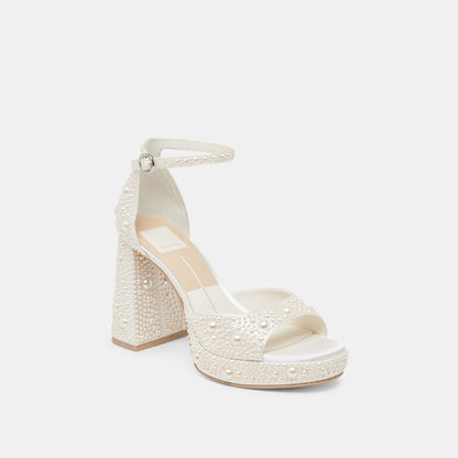 Dolce Vita PANDRO PEARL WIDE HEELS TRUE WHITE SATIN