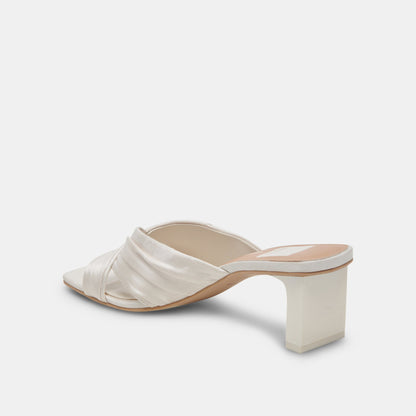 Dolce Vita CARLAN HEELS OFF WHITE SILK