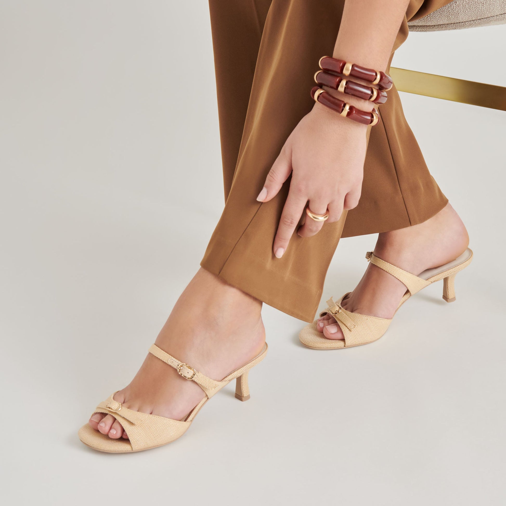 Dolce Vita LORALI HEELS LT NATURAL RAFFIA