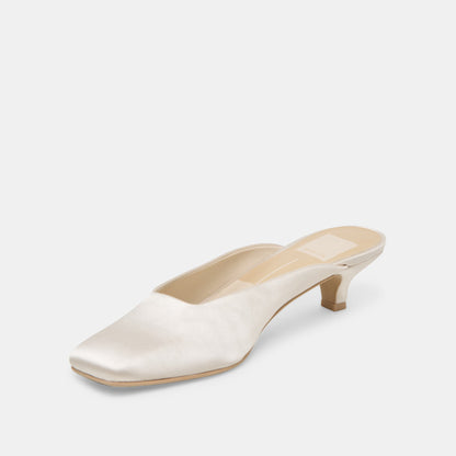 Dolce Vita UMARA HEELS IVORY SATIN