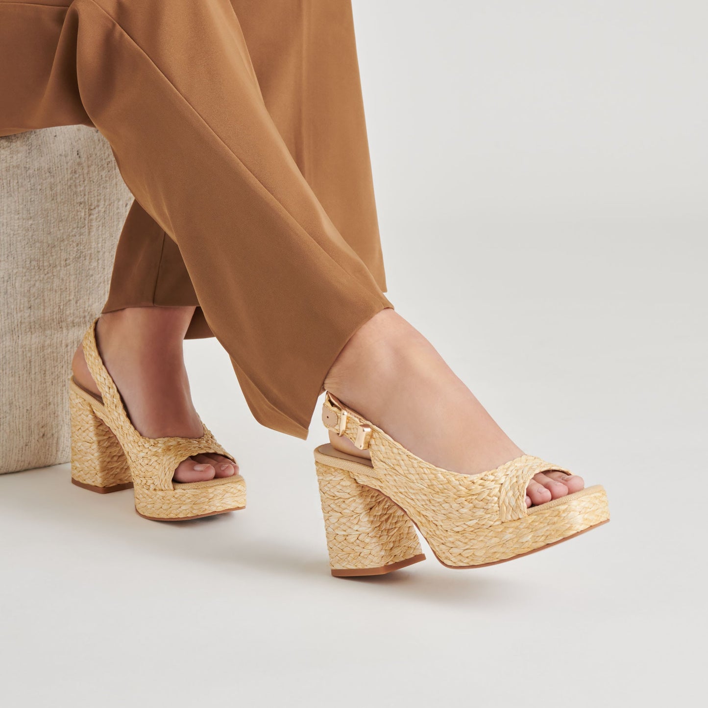 Dolce Vita FLORES HEELS NATURAL RAFFIA