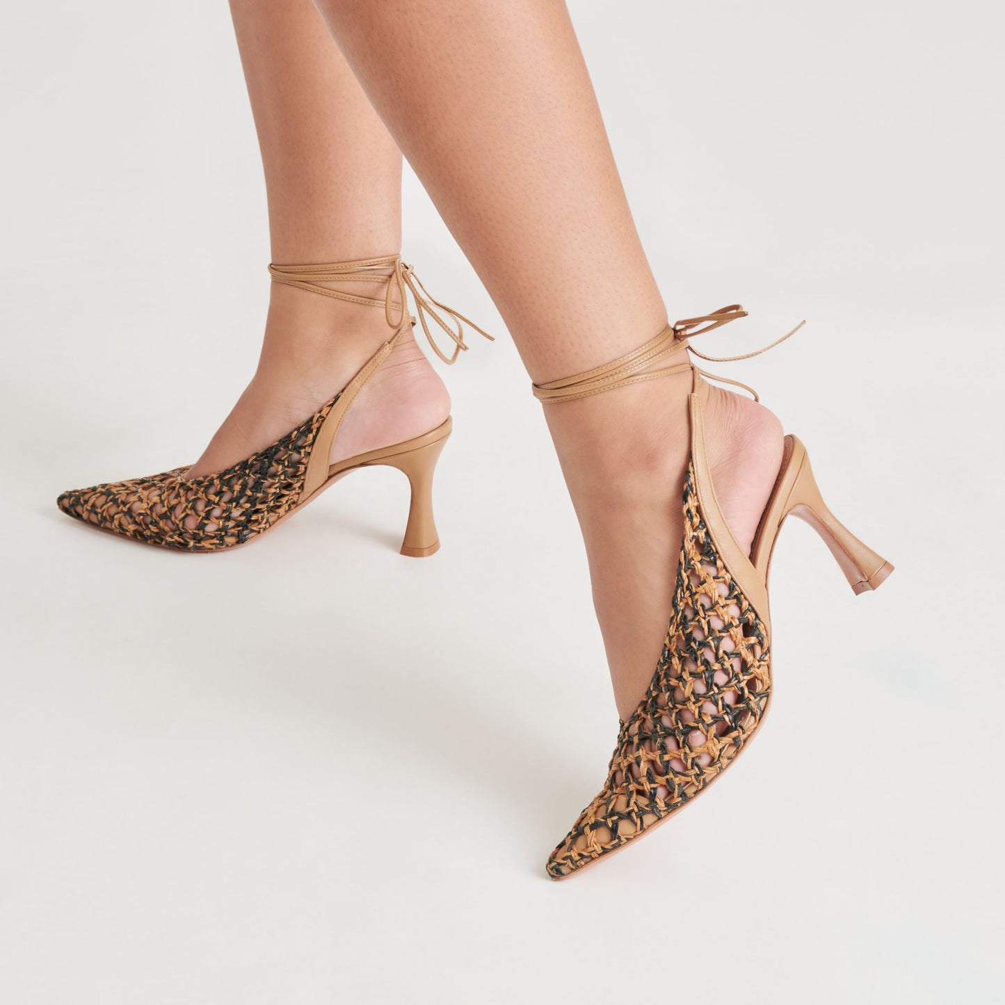 Dolce Vita GESICA HEELS BLACK NATURAL WOVEN