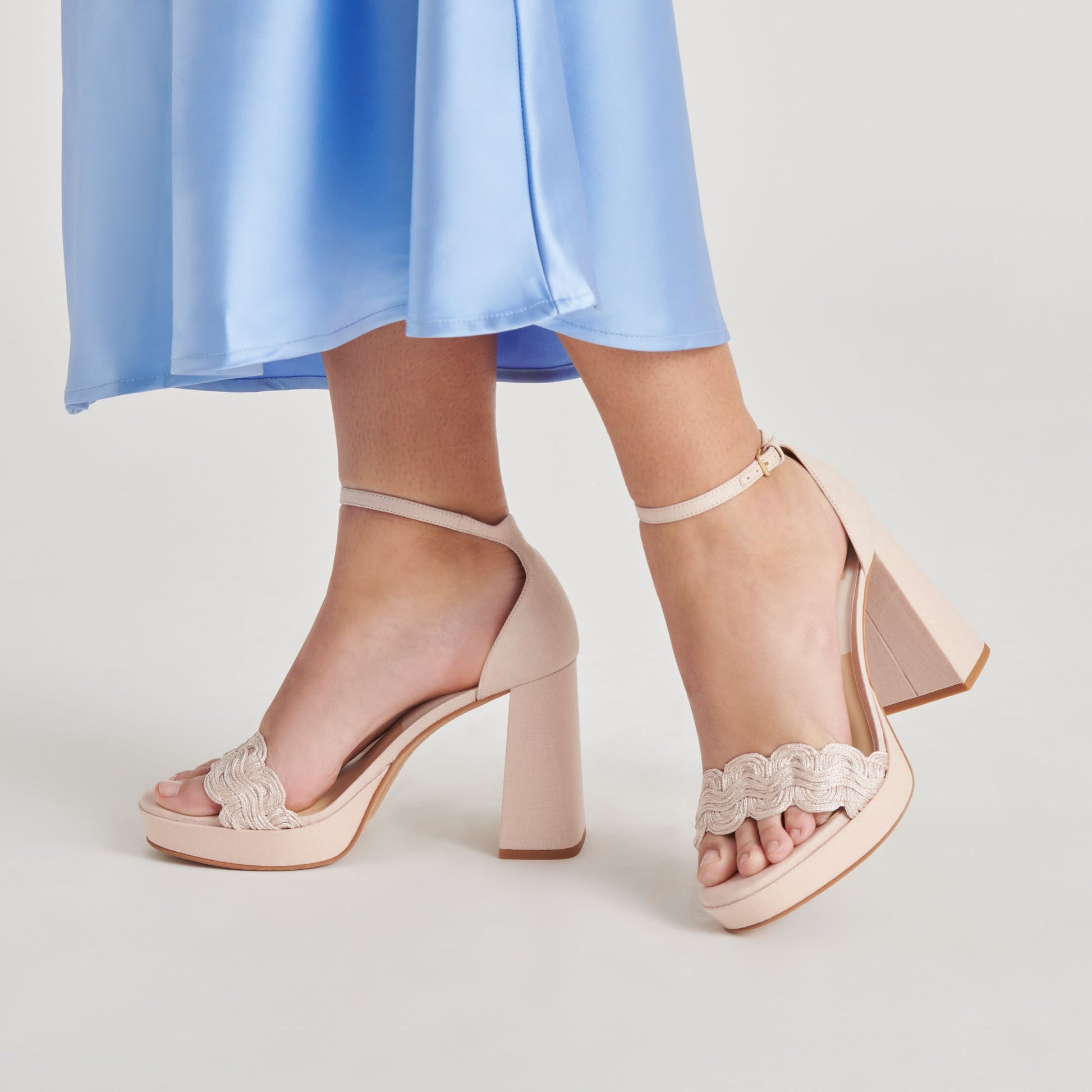 Dolce Vita PELTIN HEELS LIGHT PINK WOVEN RAFFIA