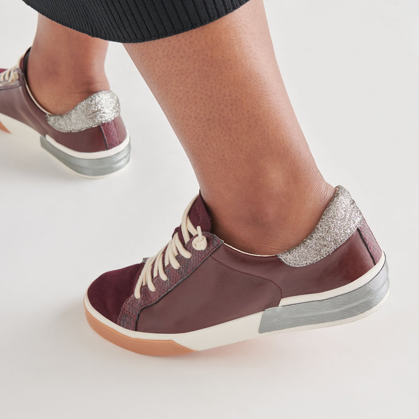Dolce Vita ZINA SNEAKERS BURGUNDY CRINKLE PATENT