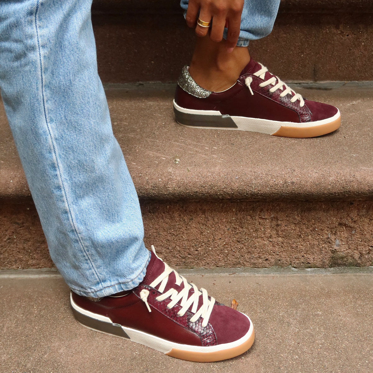 Dolce Vita ZINA SNEAKERS BURGUNDY CRINKLE PATENT