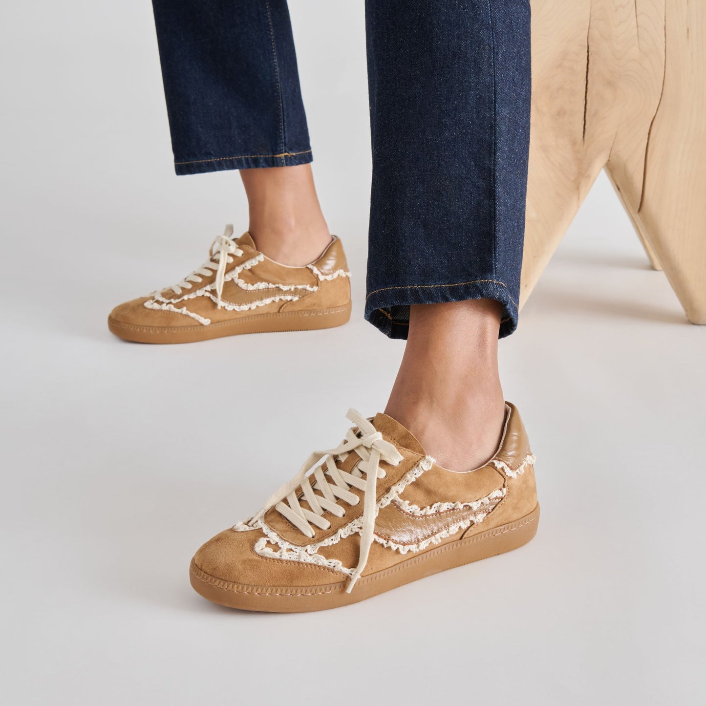 Dolce Vita Notice Lace Lt Brown Suede Sneakers