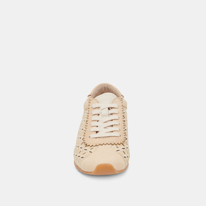 Dolce Vita DANIE EYELET PERF SNEAKERS LT NATURAL RAFFIA