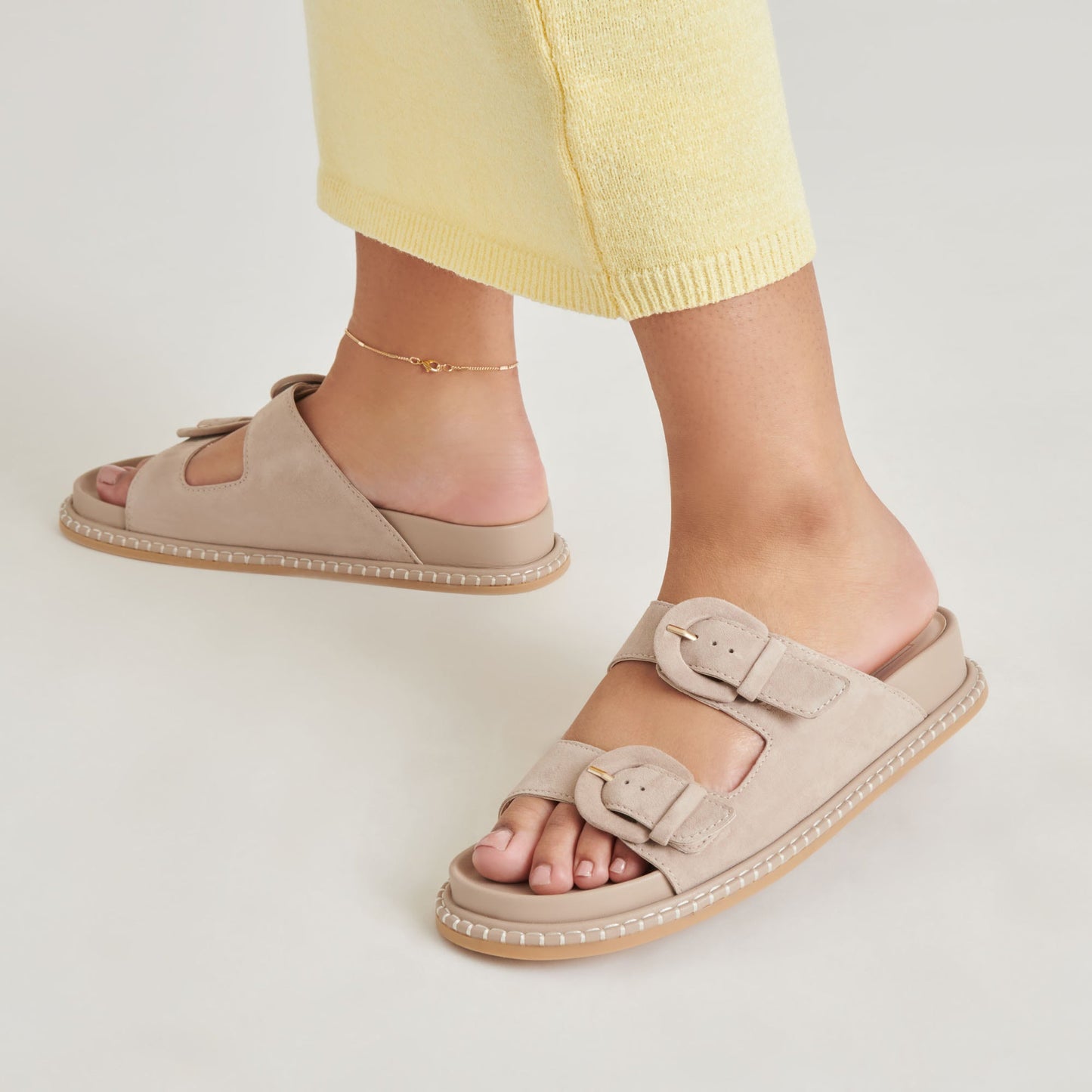 Dolce Vita SHAUNY SANDALS DK TAUPE SUEDE