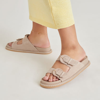 Dolce Vita SHAUNY SANDALS DK TAUPE SUEDE