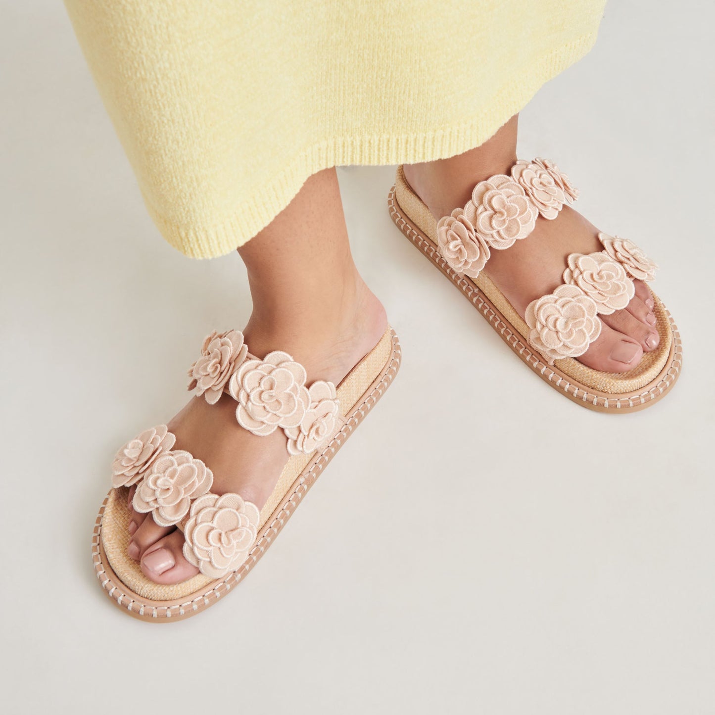 Dolce Vita SHERLA SANDALS PRALINE RAFFIA