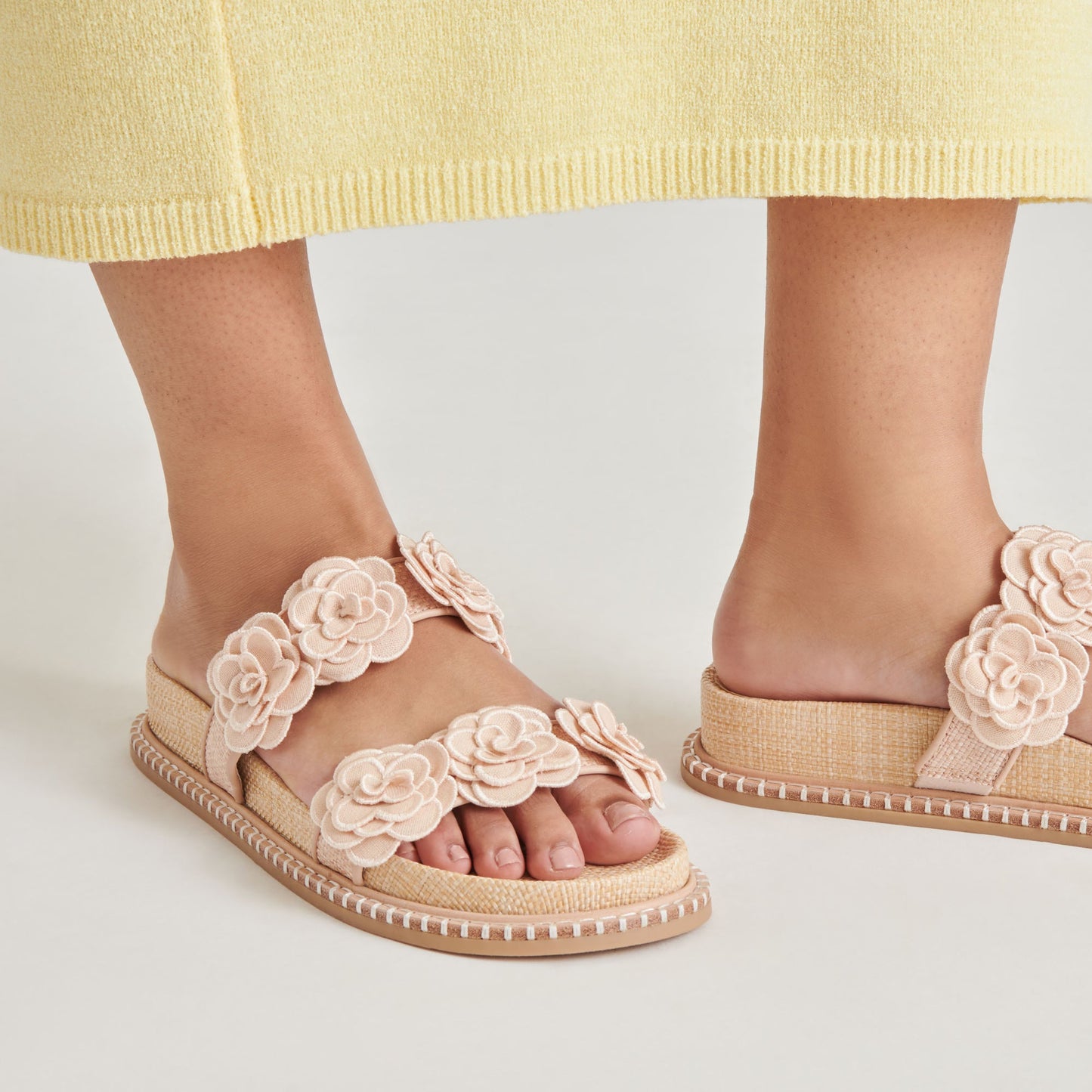 Dolce Vita SHERLA SANDALS PRALINE RAFFIA