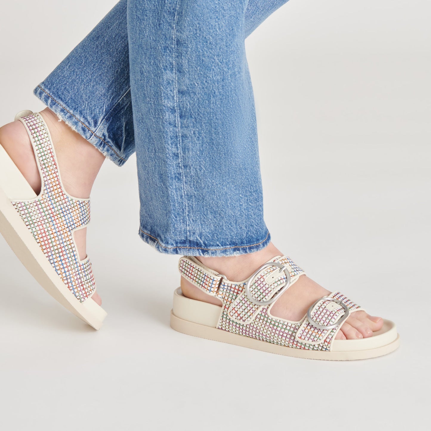 Dolce Vita STARLA PRIDE SANDALS WHITE MULTI RAFFIA