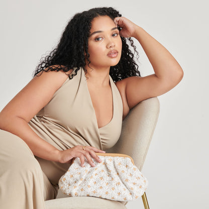 Dolce Vita FIORE CLUTCH EMBROIDERED NATURAL RAFFIA