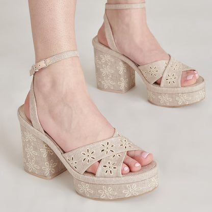 Dolce Vita LAISHA HEELS ALMOND FLORAL EYELET