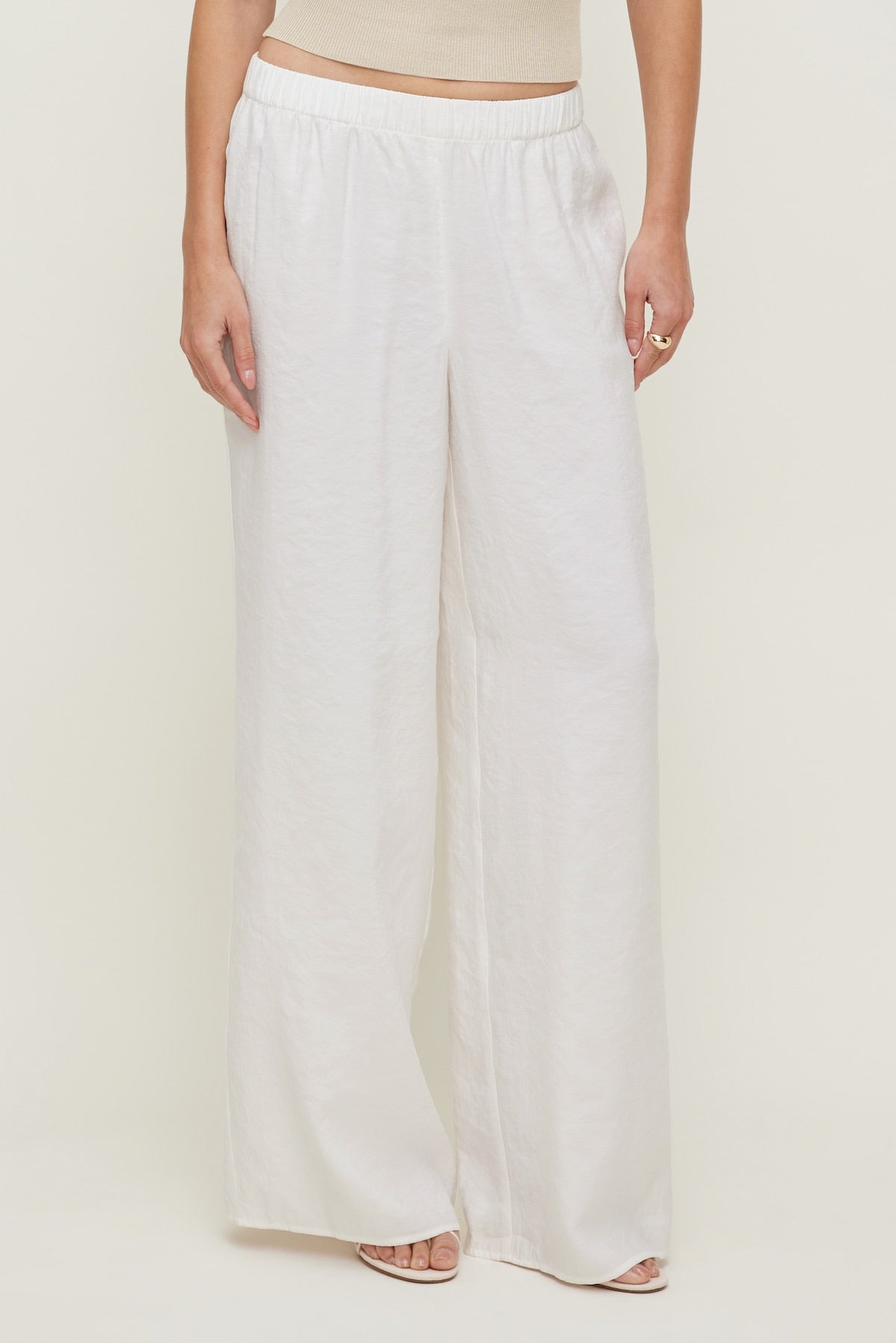 Dynamite Outlet | Priya Wide Leg Pants White