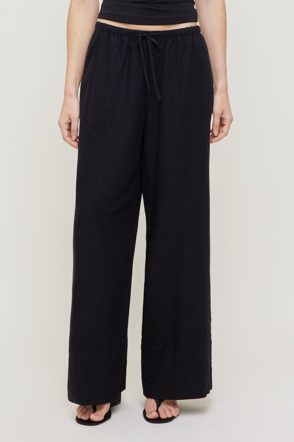 Dynamite Website Shop | Leo Linen Wide Leg Pants Black