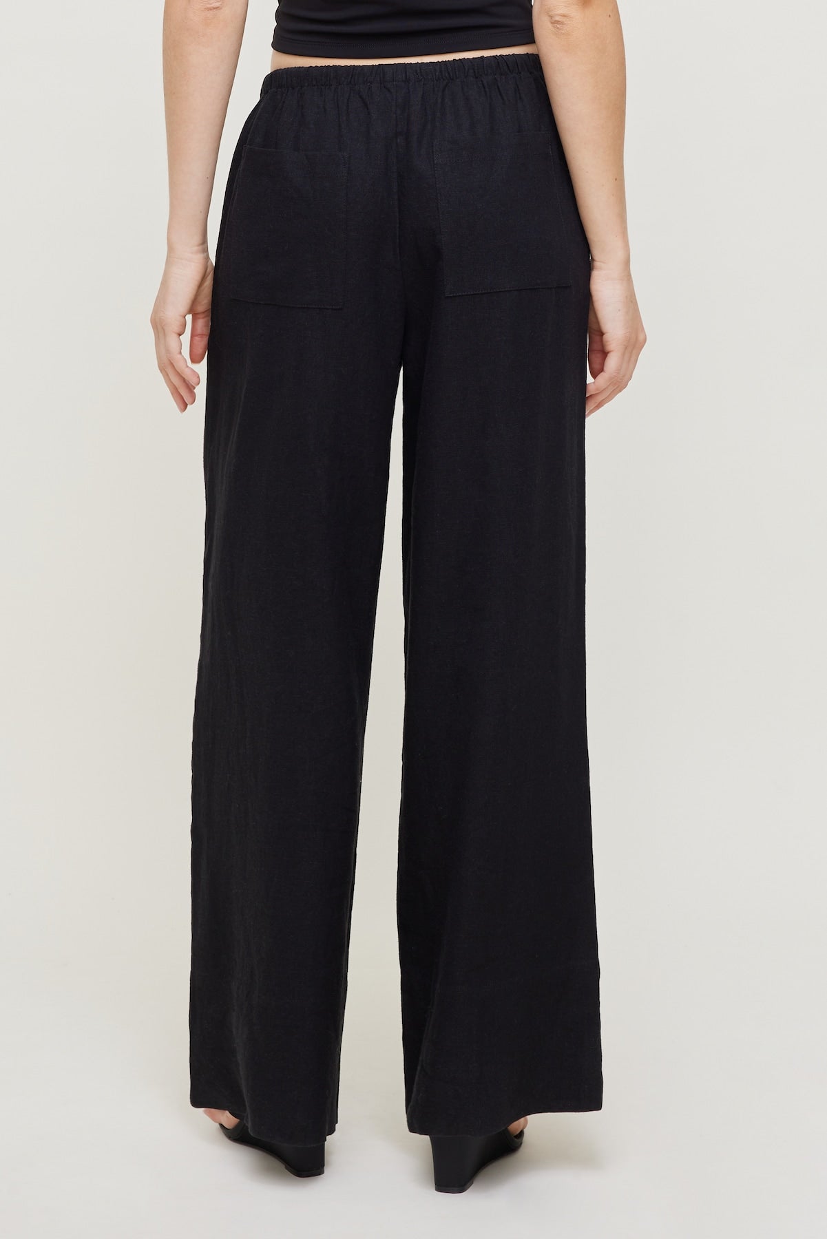 Dynamite Website Shop | Leo Linen Wide Leg Pants Black