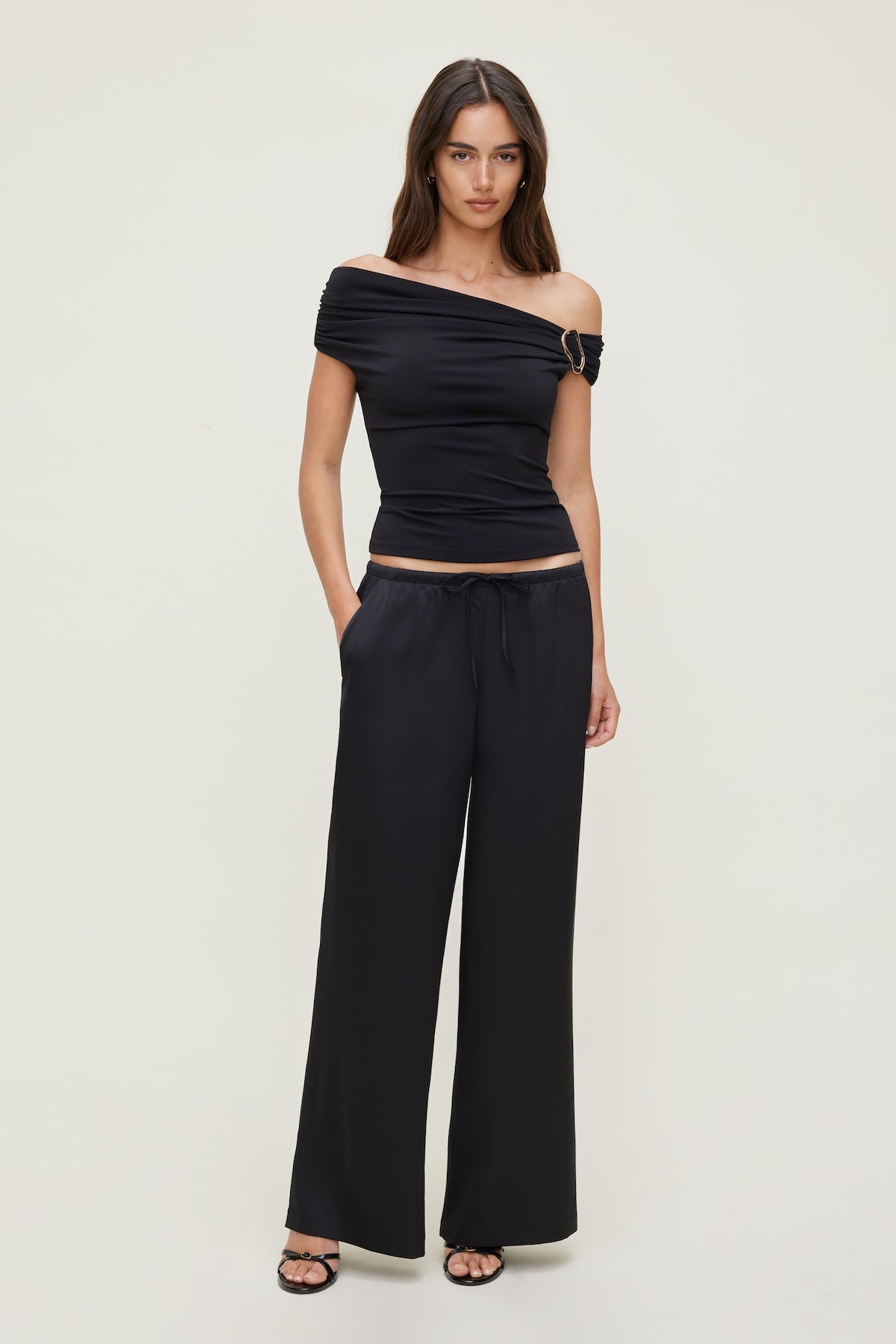 Dynamite US | Leo Satin Wide Leg Pants Black