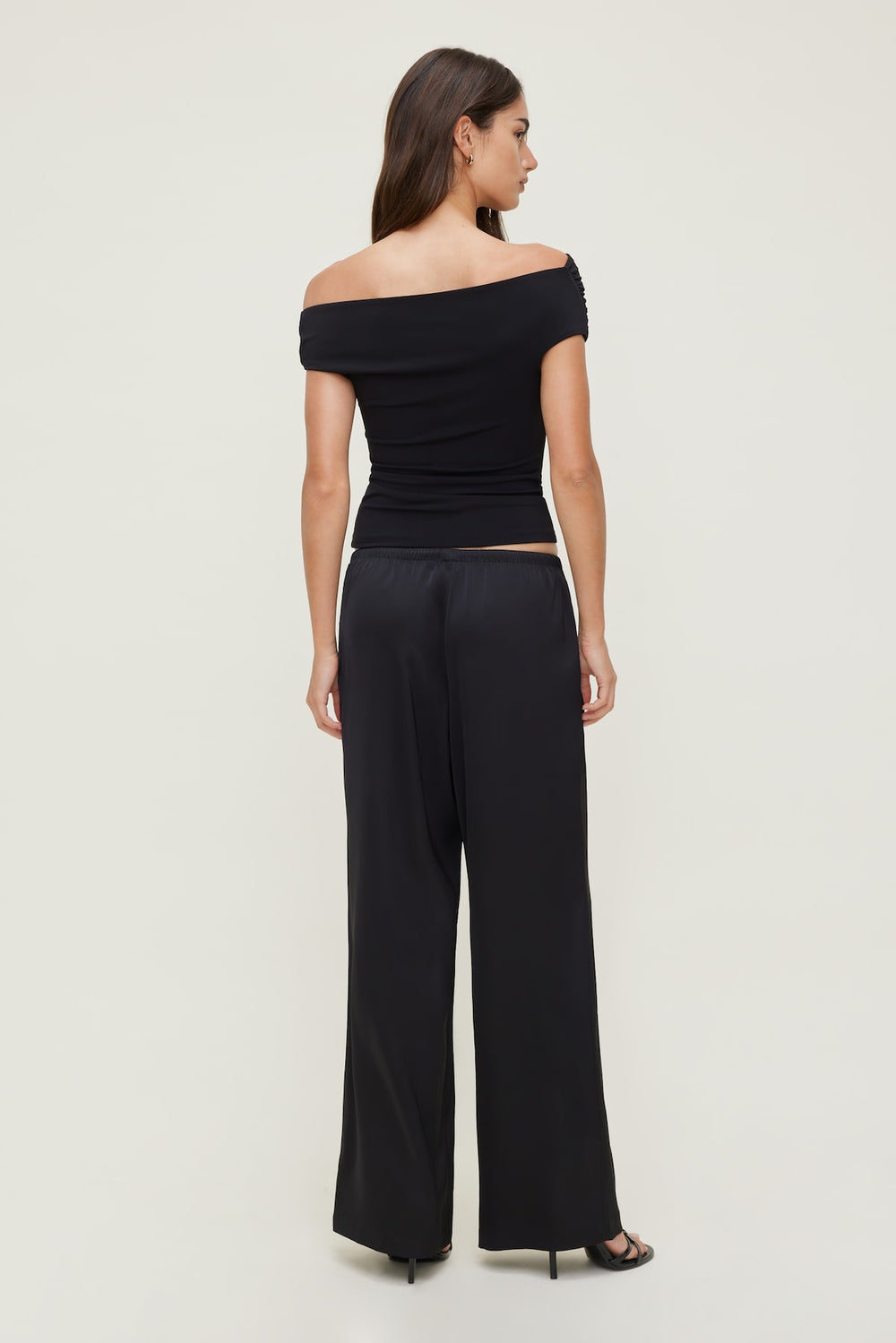 Dynamite US | Leo Satin Wide Leg Pants Black