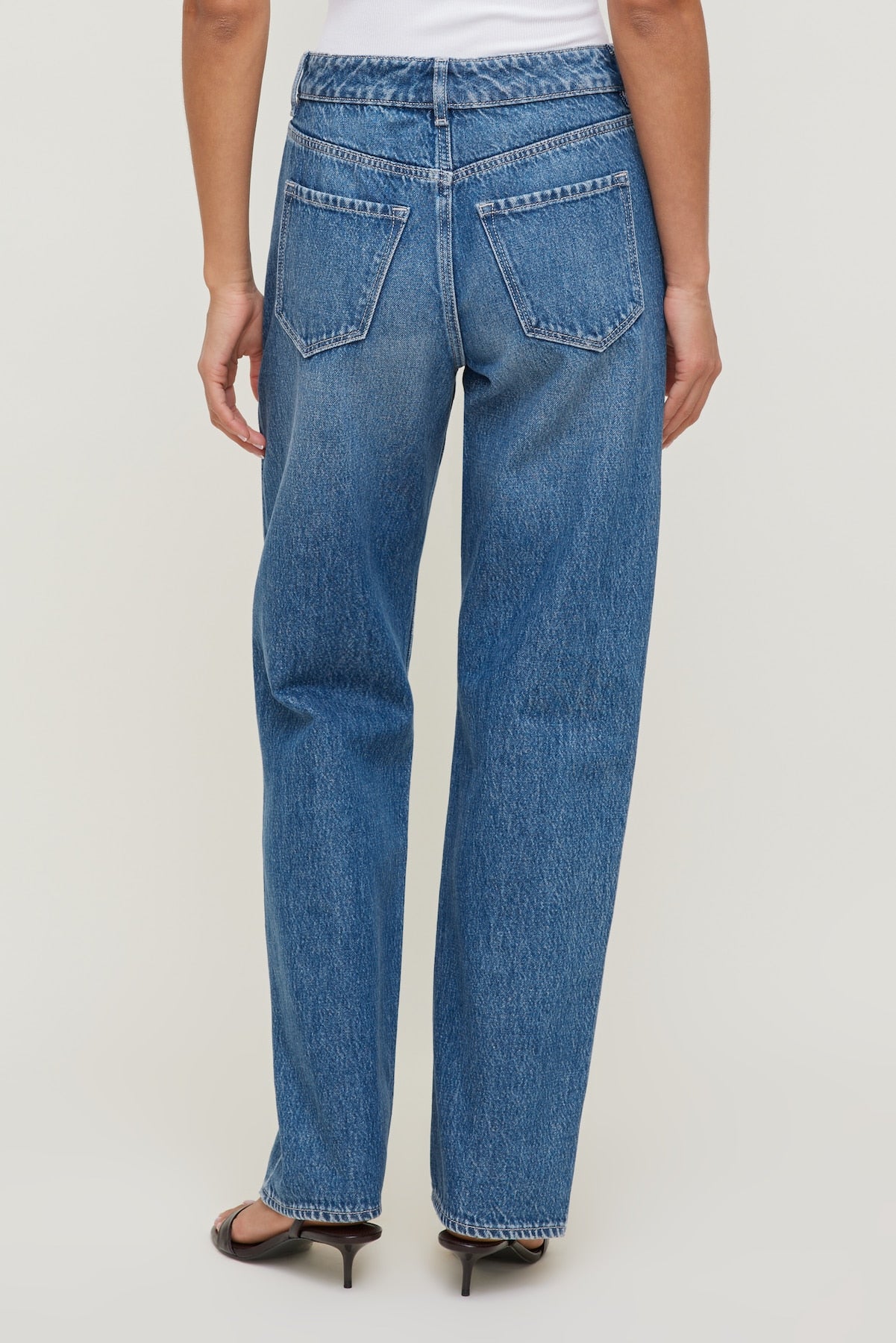 Dynamite Store | Mika Mid Rise Relaxed Straight Leg Jeans Blue