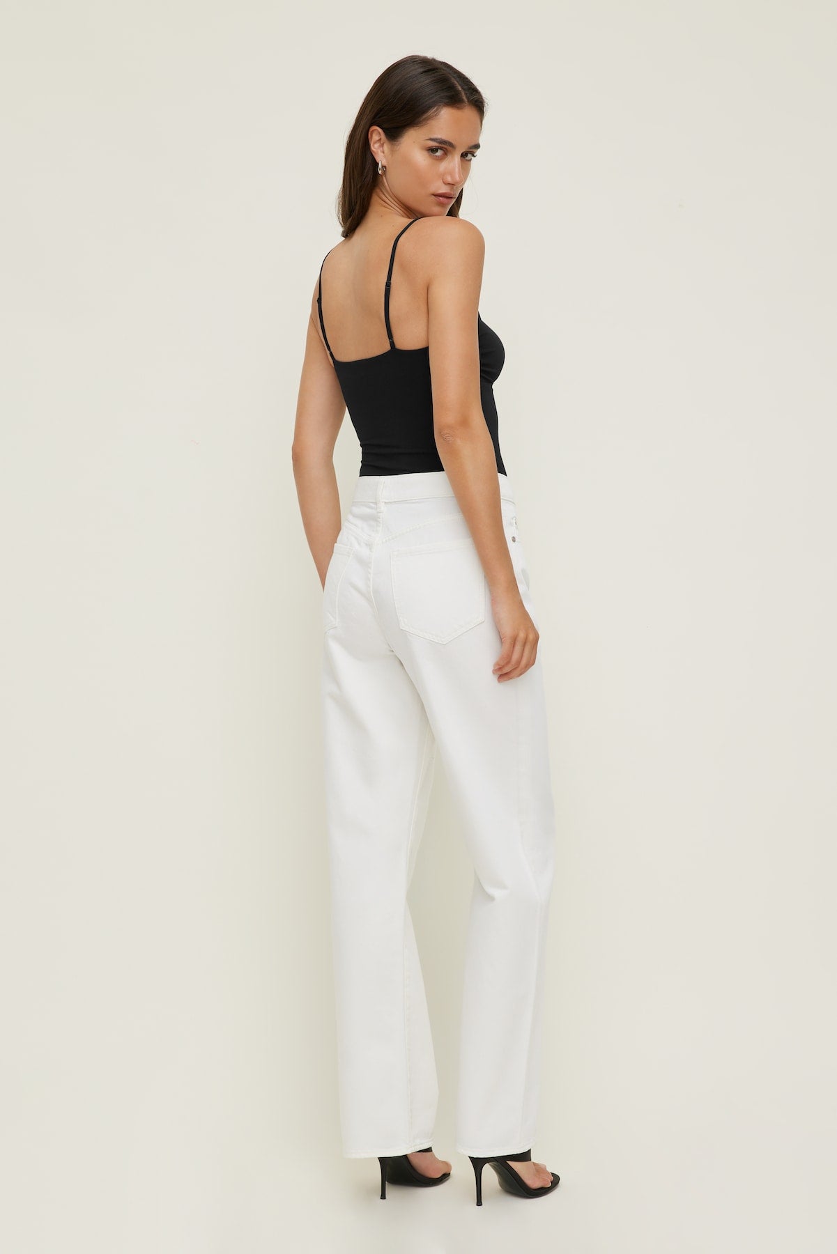 Dynamite Website Shop | Mika Mid Rise Relaxed Straight Leg Jeans  Beige