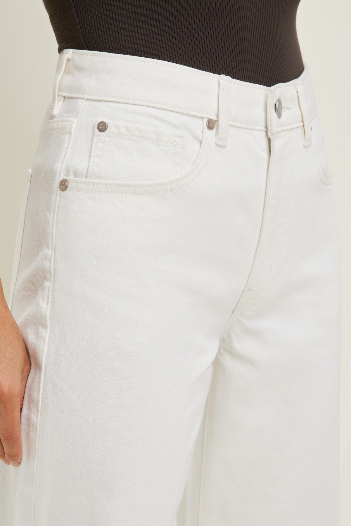 Dynamite On Sale | Heidi High Rise Wide Leg Jeans Beige