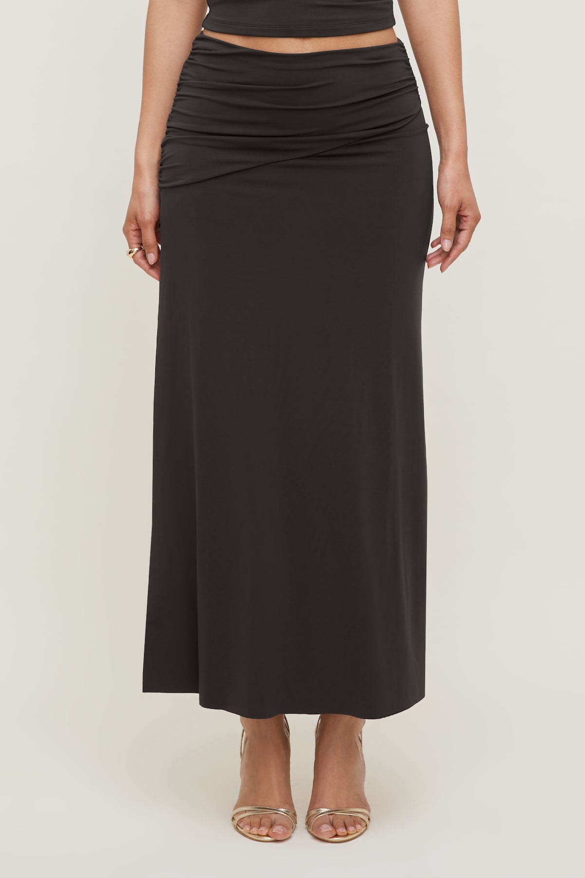 Dynamite Website Shop | Sculpt Slit Maxi Skirt Brown