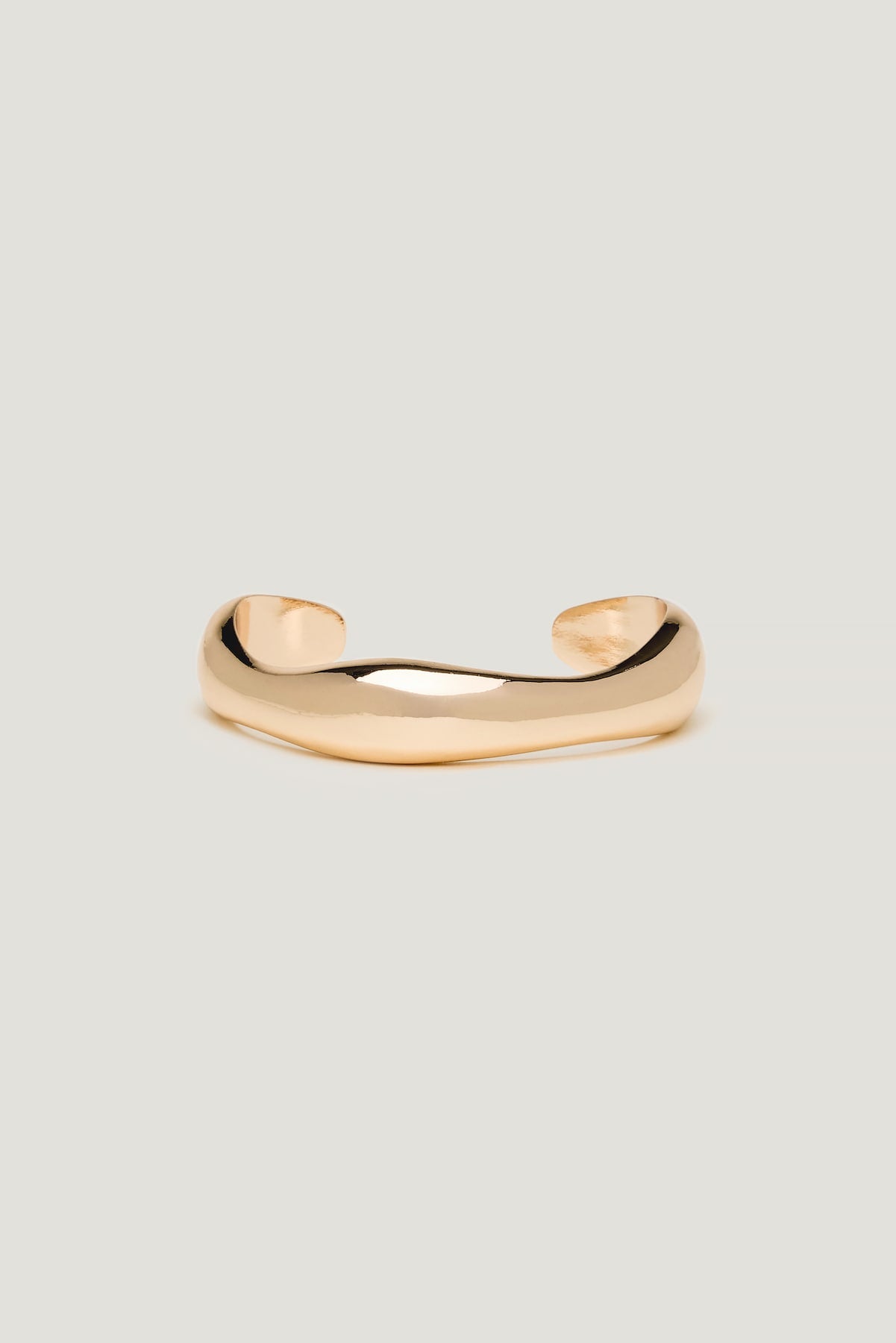 Dynamite Online | Warped Cuff Bracelet Yellow