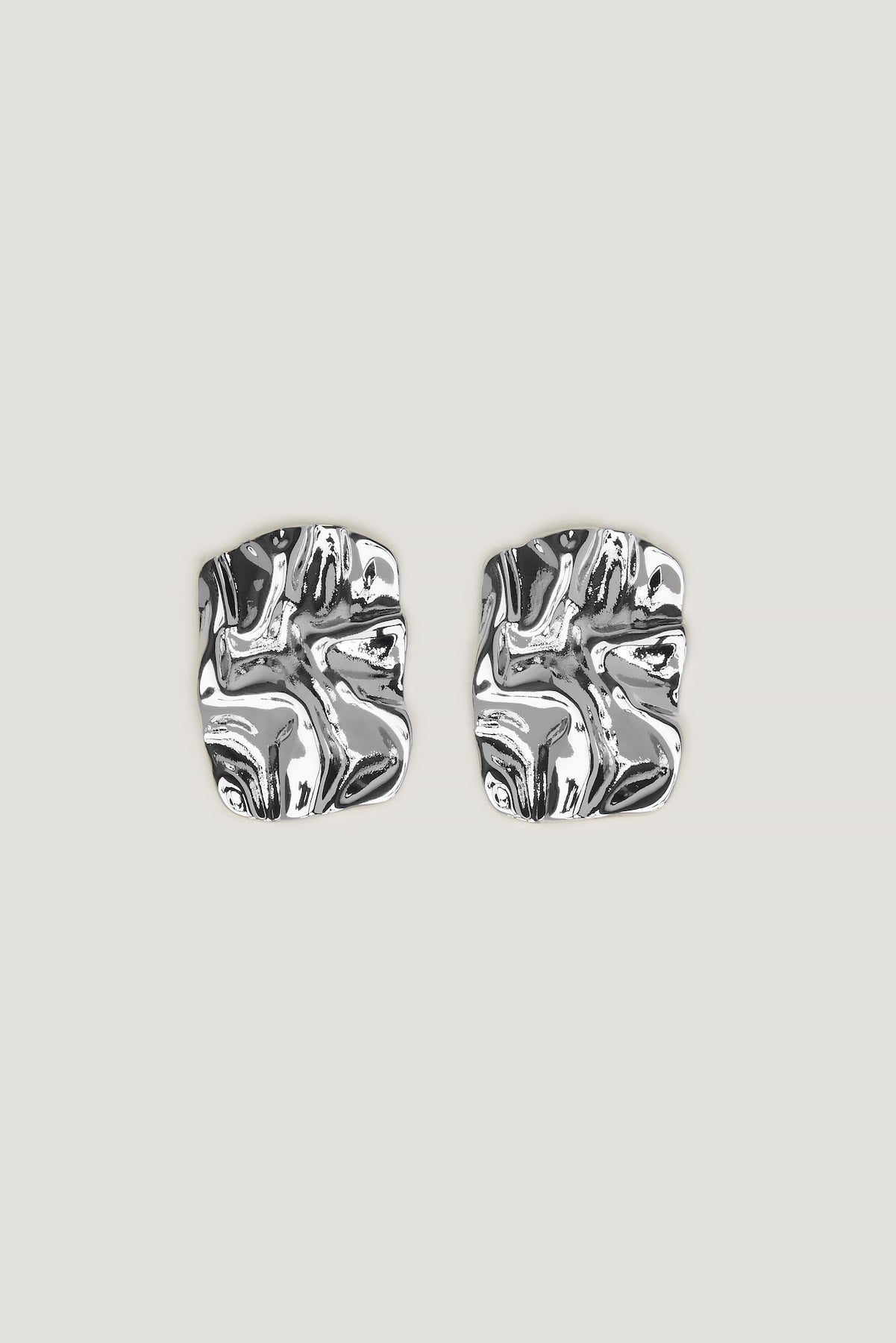 Dynamite Discount | Crumpled Button Earrings Gray