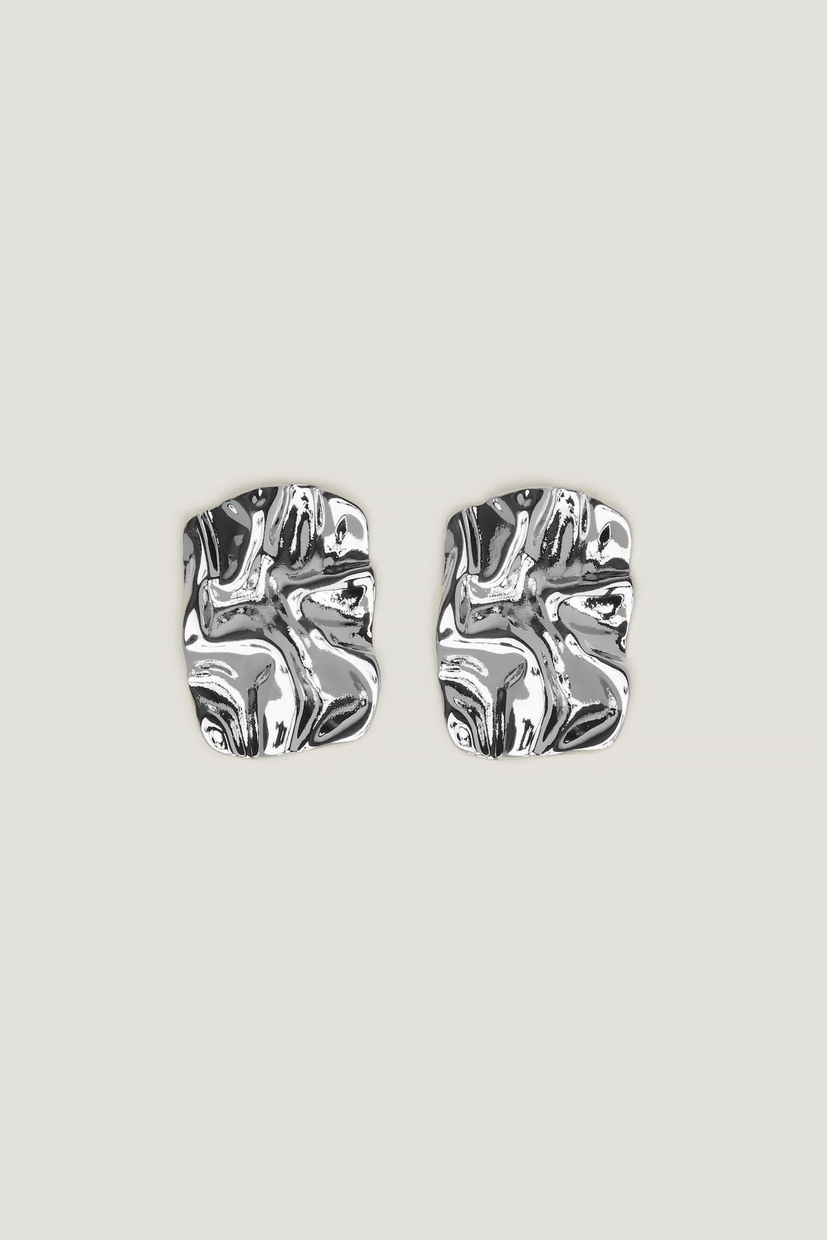 Dynamite Discount | Crumpled Button Earrings Gray