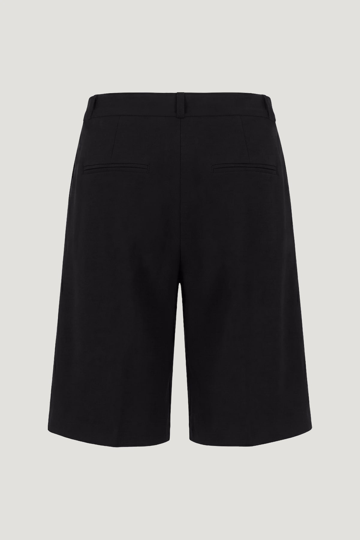 Dynamite Website Shop | Mid Rise Bermuda Shorts Black