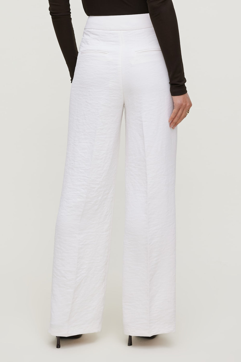 Dynamite Online | Yasmin Airflow Straight Leg Pants White