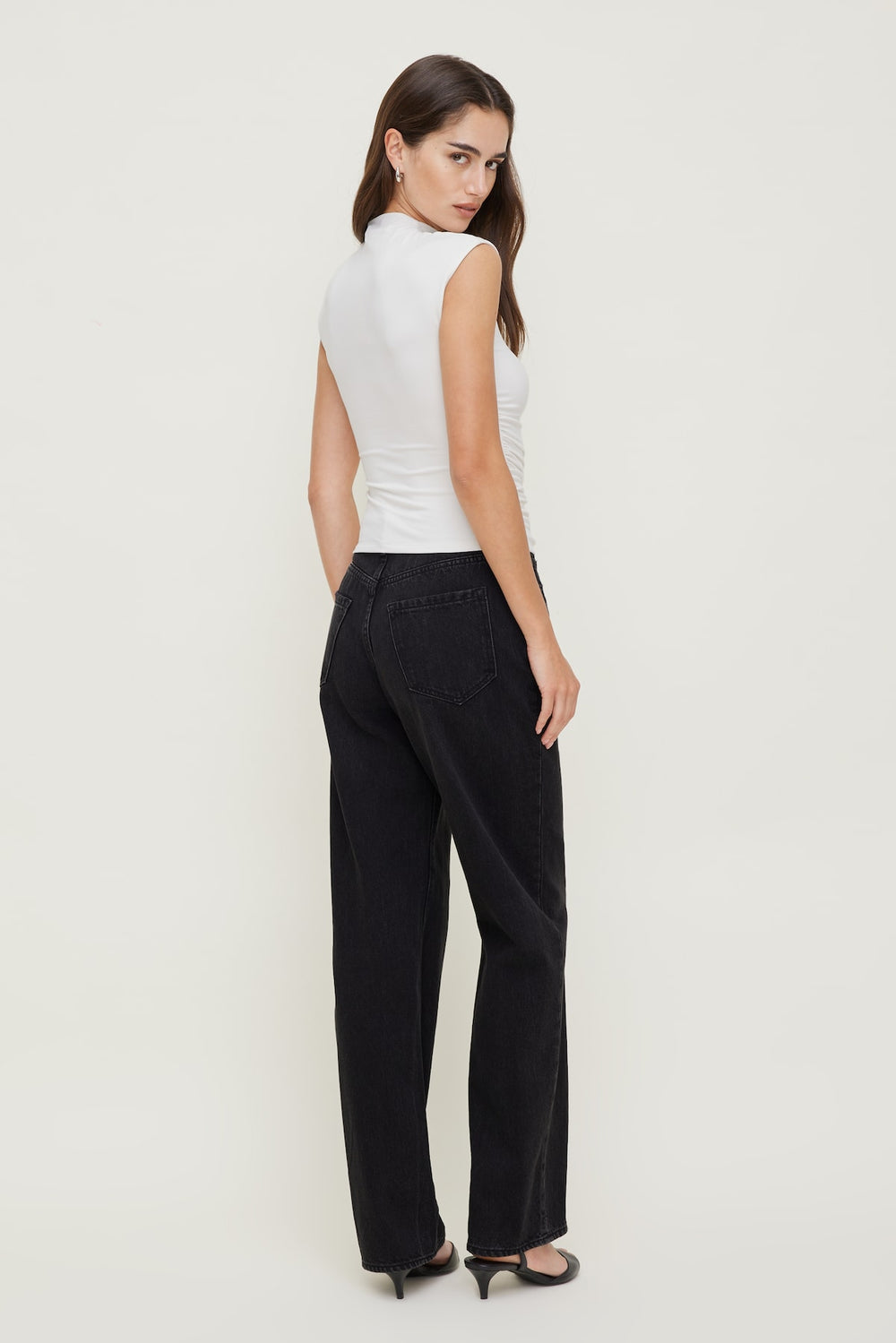 Dynamite Website Shop | Mika Mid Rise Relaxed Straight Leg Jeans Black