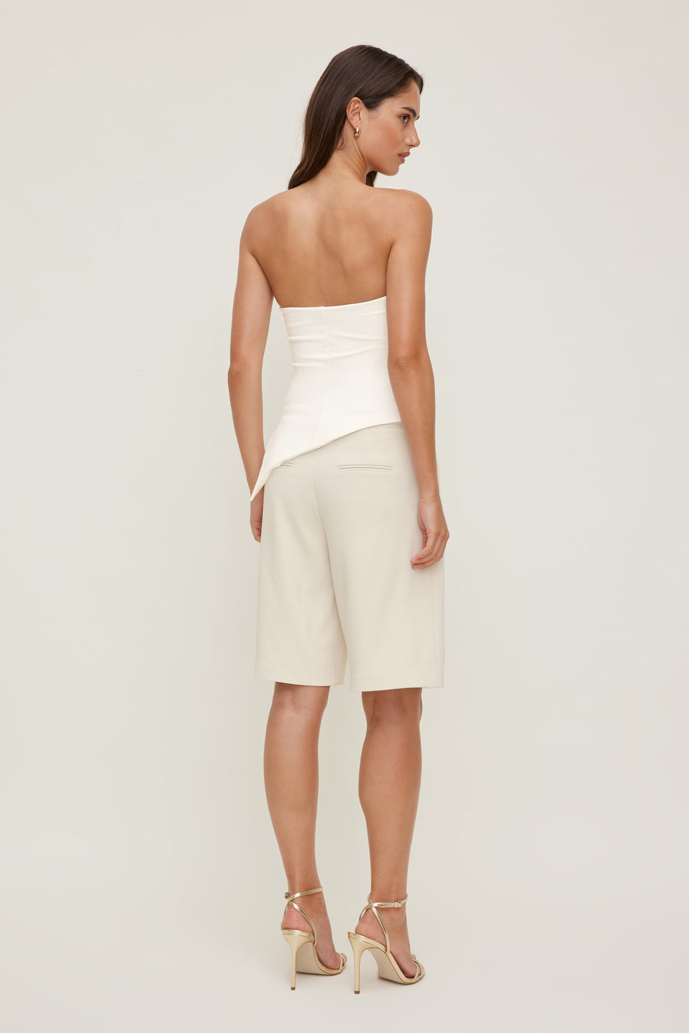 Dynamite Website Shop | Mid Rise Bermuda Shorts Beige