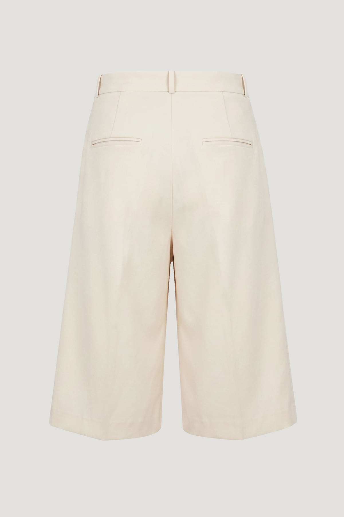 Dynamite Website Shop | Mid Rise Bermuda Shorts Beige