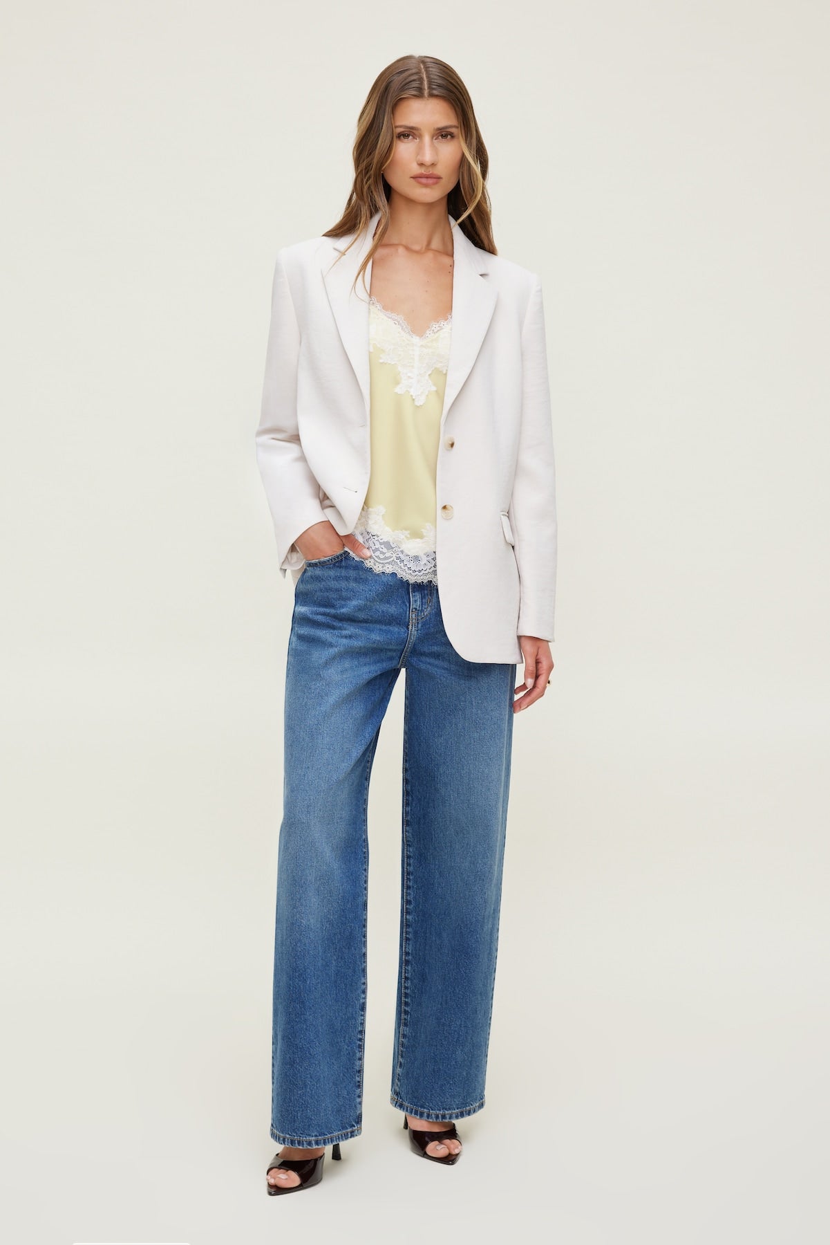 Dynamite Online | Airflow Relaxed Blazer Beige