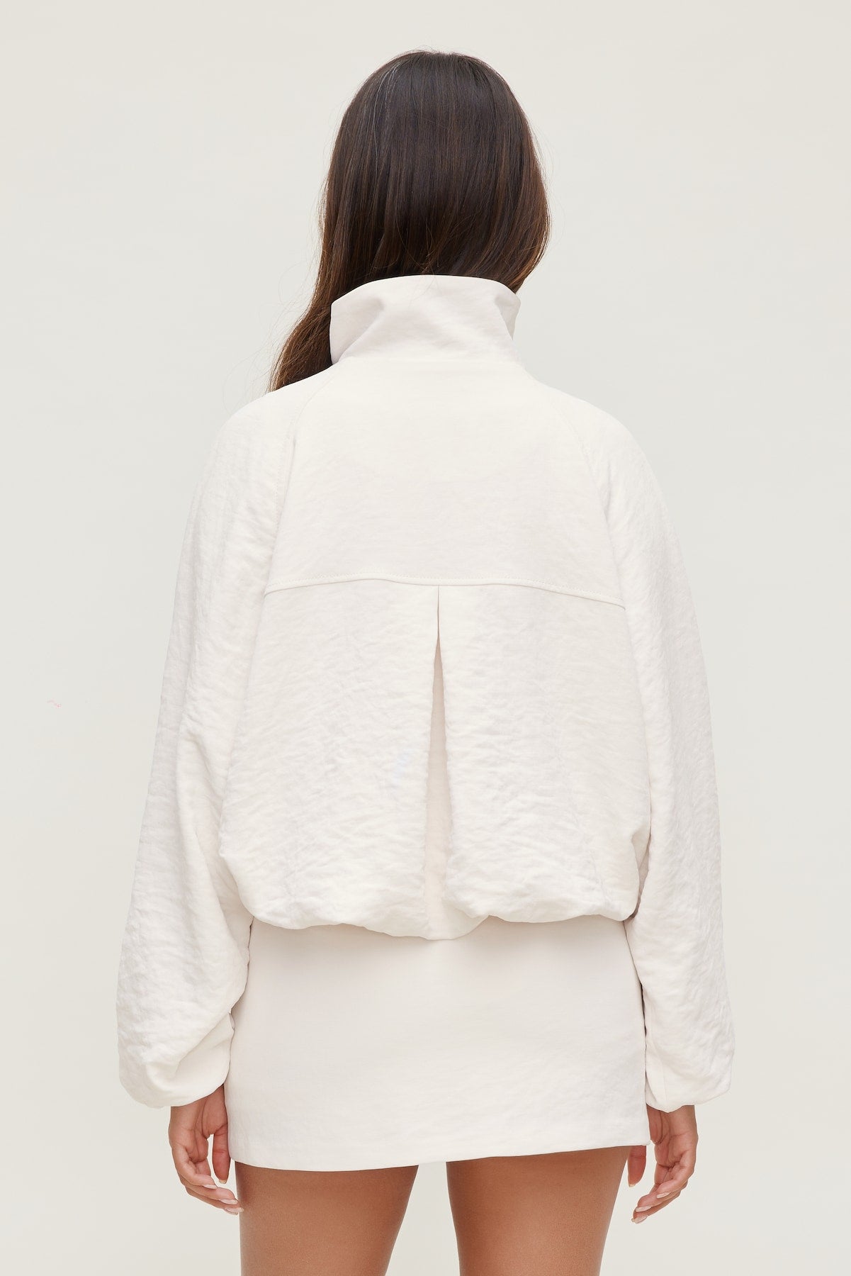Dynamite Discount | High Neck Airflow Anorak White