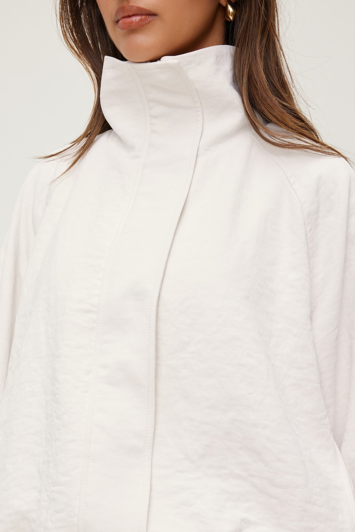 Dynamite Discount | High Neck Airflow Anorak White