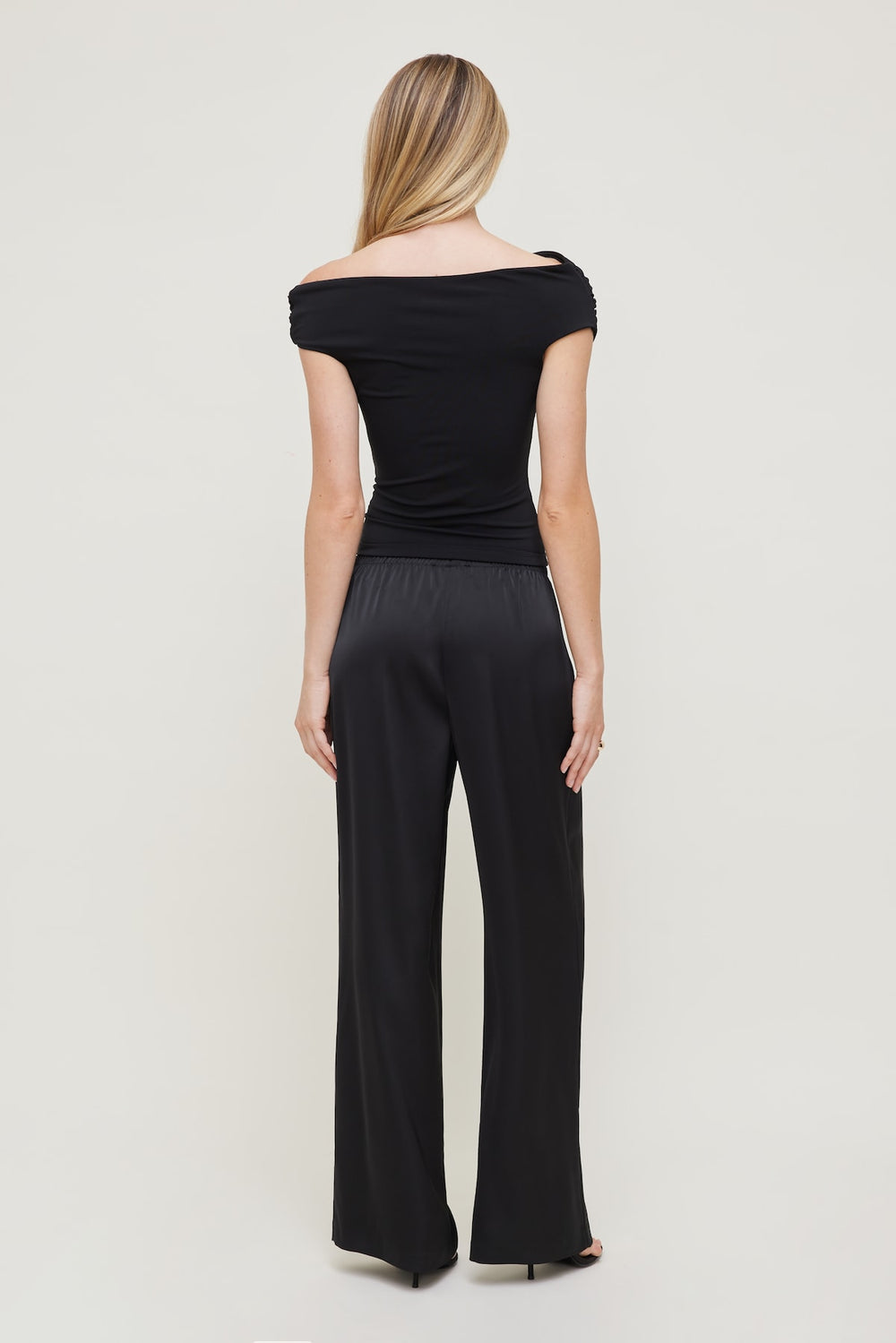Dynamite Discount | Sculpt Buckle Detail Top Black